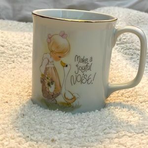 1978 Jonathon & David Precious Moments “Make a Joyful Noise” mug